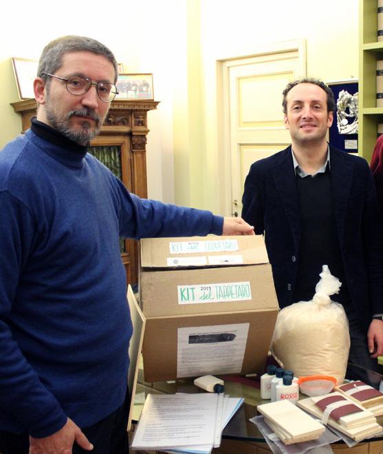 Consegnato il kit per diventare tappetari