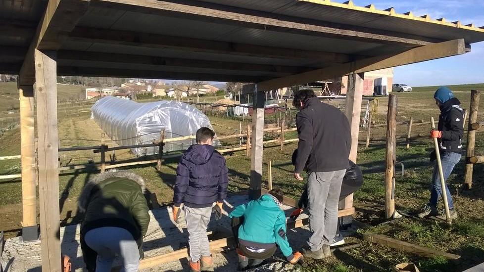 Nella scuola di Casa Lesignola si impara con gli animali