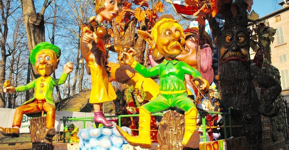 A Castelnovo Sotto è già tempo di Carnevale con i carri allegorici più attesi della provincia 