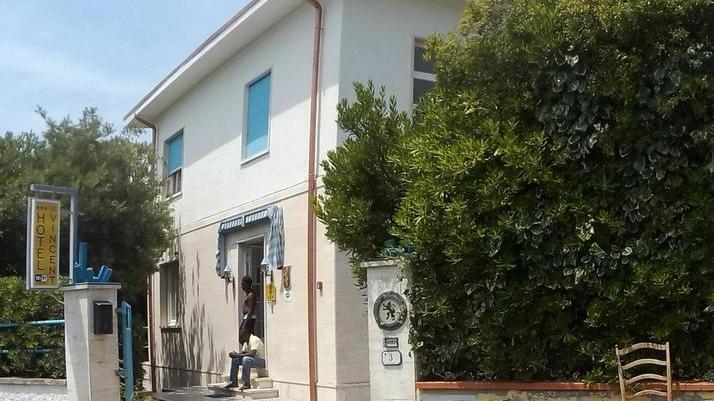 L'esterno dell'hotel Saint Vincent