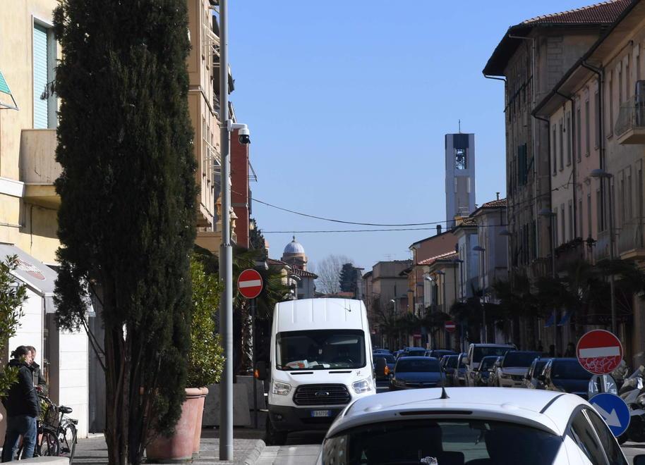 Trenta telecamere in più anti ladri, pusher e vandali 