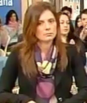 Rimane in Sudamerica e si tiene il figlio di 4 anni