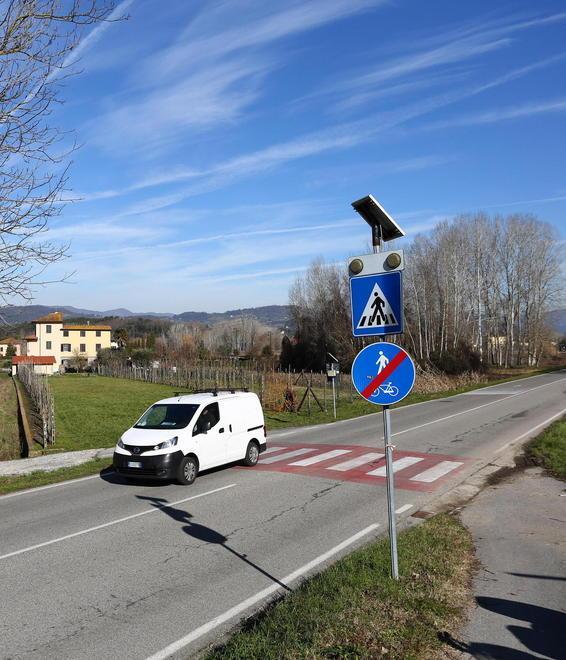 «Sulla via di Poggio sfrecciano le auto» Nell’Oltreserchio viabilità da rivedere 