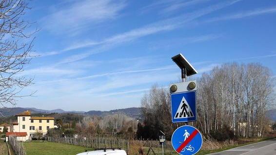 «Sulla via di Poggio sfrecciano le auto» Nell’Oltreserchio viabilità da rivedere