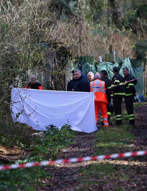 Trovato morto dentro un canale uomo di 42 anni 