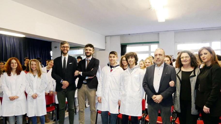 Un laboratorio di scienze per l’indirizzo biomedico