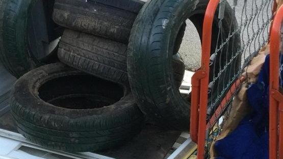 In via Poggio Spedaletto una discarica abusiva