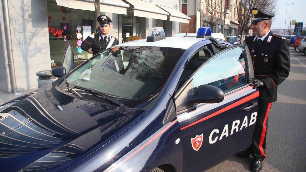 Una ventenne finge il sequestro «Mamma e papà sono distratti» 