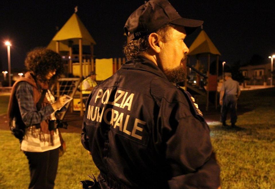 Formigine. Abbandonano dei rifiuti di notte ma le “fototrappole” li identificano 
