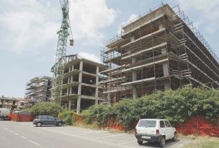 Il cantiere abbandonato a Ponte a Elsa
