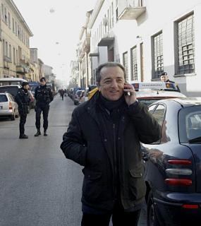 Lo "sceriffo" anti-clandestinivende casa a una famiglia cinese