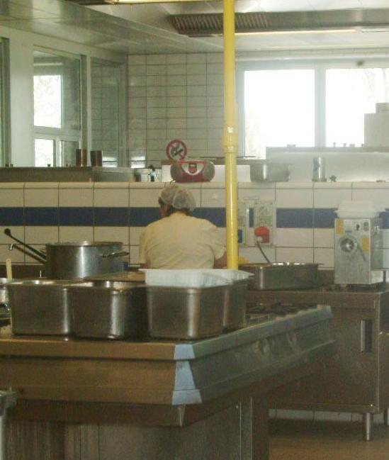 Cucine aperte alle visite dei genitori degli alunni