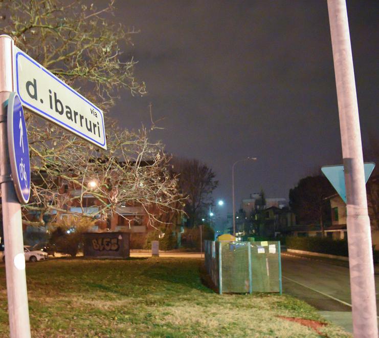 L'aggressione di via Ibarruri, nel quartiere  del centro commerciale Quinzio