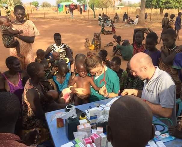 In 300 per aiutare il medico in Africa 