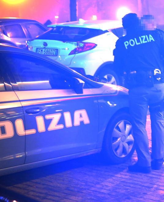 Picchiato e offeso in un locale La denuncia di un 26enne 