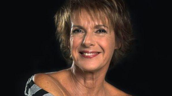 Lella Costa dà voce alle Lettere del cuore «L’amore fa parte della vita di tutti noi»