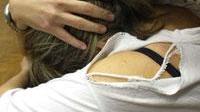 Prima le botte e la rapinapoi il tentativo di violenza