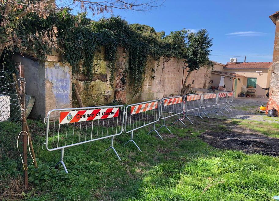 La fornace transennata dal Comune di Cascina