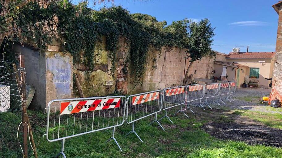 La fornace transennata dal Comune di Cascina