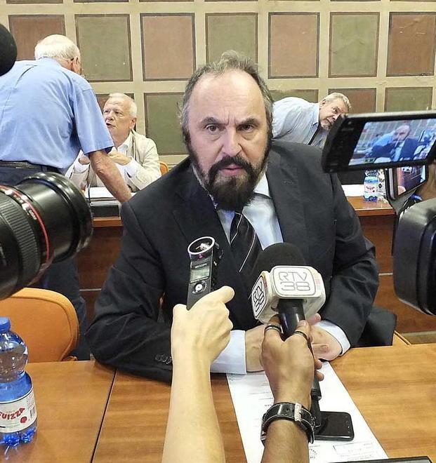 Un ospite “scomodo” all’evento sulle foibe Lo stop dopo le proteste 