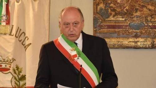 Tambellini sotto attacco per la solidarietà alla Francia