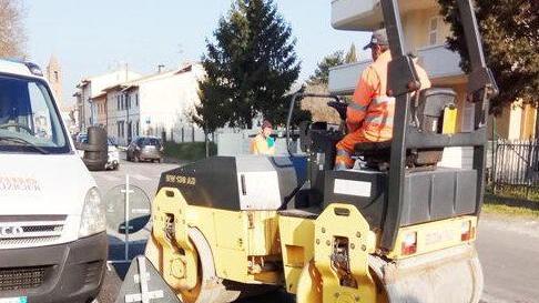 Nuovo asfalto su venti strade i cantieri apriranno in estate