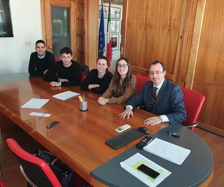 «Studenti ascoltati» La biblioteca aprirà anche sabato mattina 