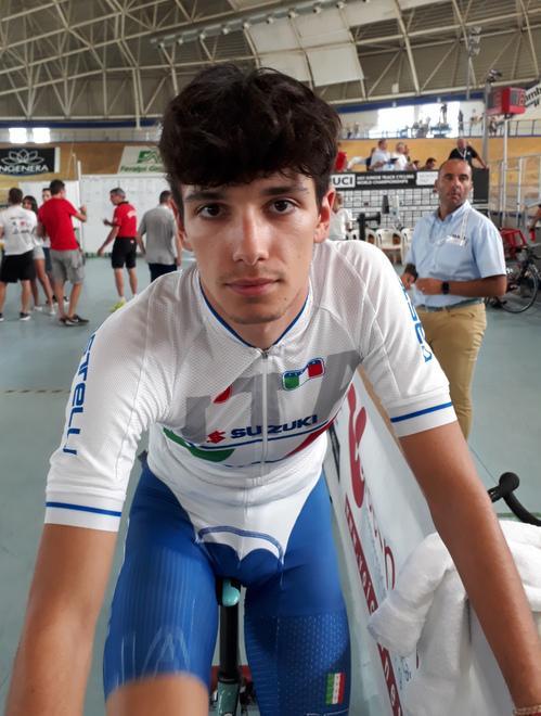 Tendinite per Cavicchioli: rinviato il debutto tra i prof