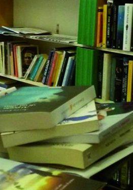 La biblioteca Falesiana si prepara al trasloco e regala centinaia di libri