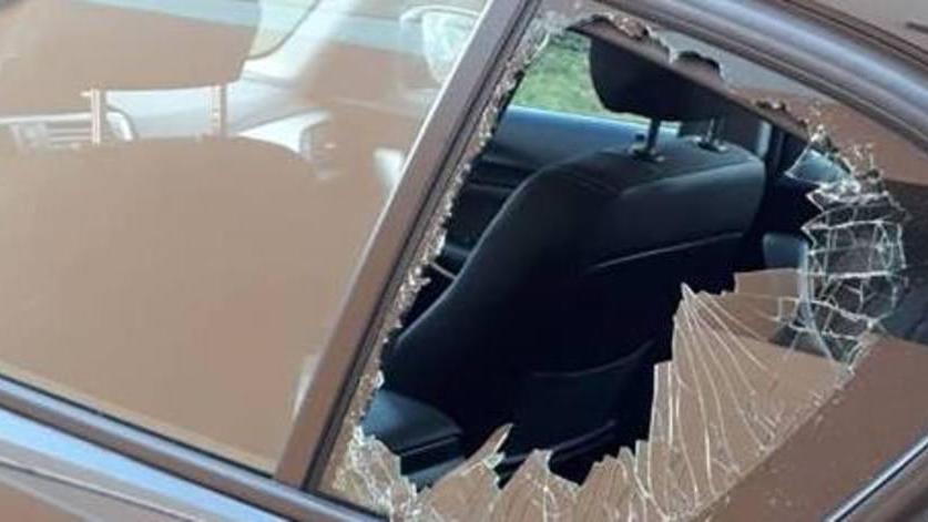 Una raffica di furti a bar, automobili e giovani calciatori