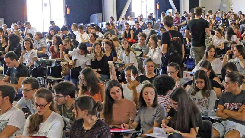 Unife “corteggia” i tavoli dei fondi europei Ok all’orario flessibile e attenzione ai social