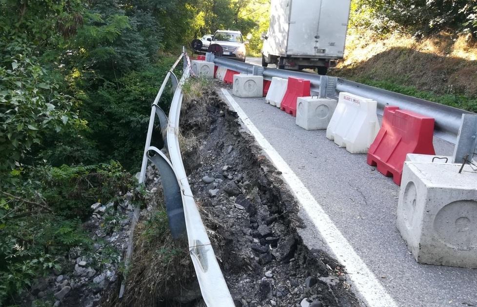 La frana sulla provinciale 79