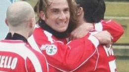 <strong>GOL.</strong> Pinilla abbracciato da Consonni