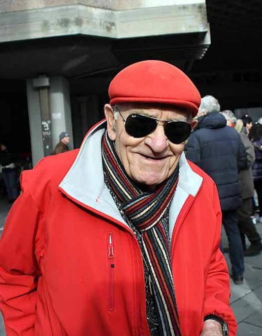 Al grido di «Via i fascisti dal Comune» la sinistra si ricompatta contro la giunta 