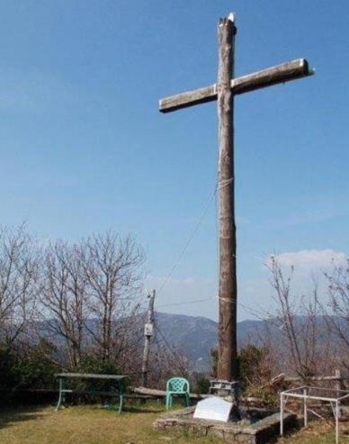 Il Comune “adotta” per cinque anni la croce sul monte Zano 
