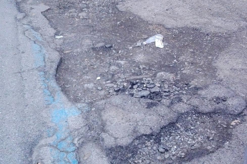 Parcheggio da riasfaltare