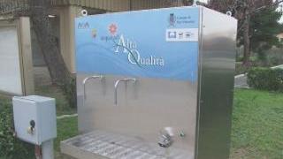 La fontanella installata in via Lucca proprio di fronte all’ufficio postale