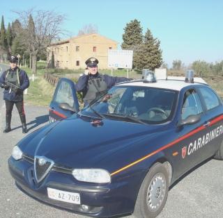 <strong>LE FORZE DELL’ORDINE</strong> Un posto di blocco dei carabinieri in Alta Valdicecina