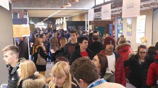 Il test per non sbagliare scelta Studenti alla prova del futuro