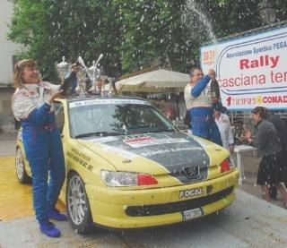 Alcuni momenti dell’edizione scorsa della manifestazione cascianese che richiama sempre tanti appassionati di rally