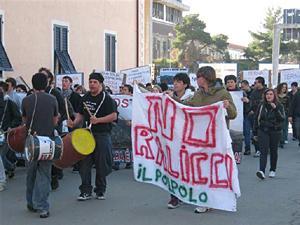 Elba, stop ai tralicci