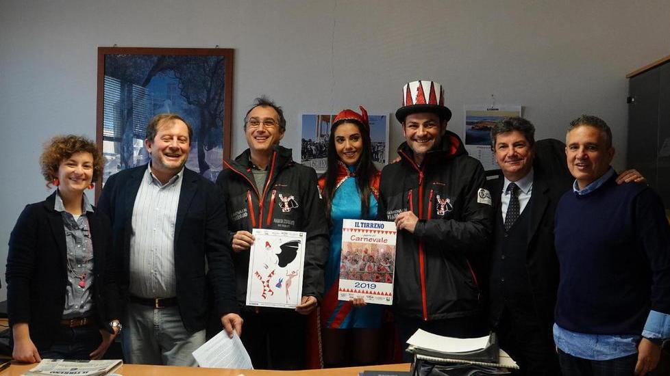 La presentazione dei poster nella redazione de Il Tirreno di Viareggio
