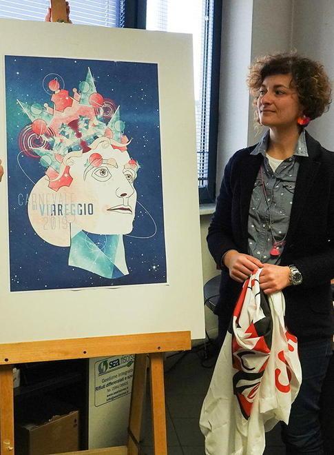 Al via la collezione dei poster dei carri Ecco il raccoglitore e il manifesto ufficiale 