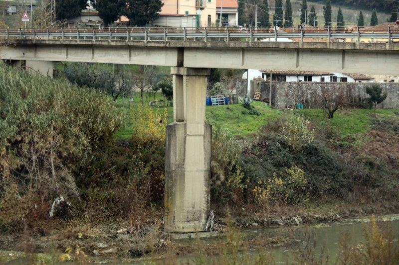 Altre chiusure in vista al ponte di Camaioni per i contolli periodici 