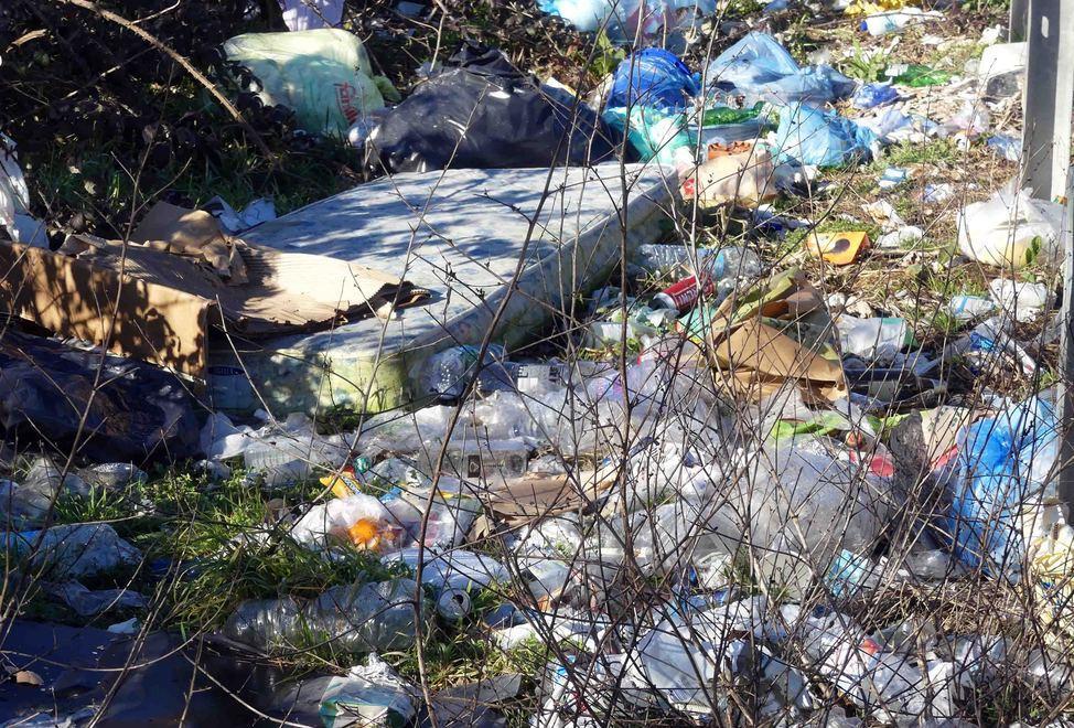 Materassi e altri rifiuti La discarica in “super”