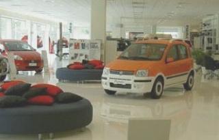 Una concessionaria di vendita Fiat