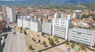 Previsti 400 alloggi di edilizia residenziale pubblica A lato, i palazzi delle Fornaci. Sopra Ginanni e Berti