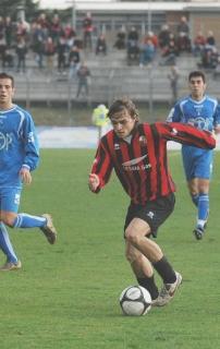 Kras, naufrago nel centrocampo rossonero (foto gazzettalucchese)