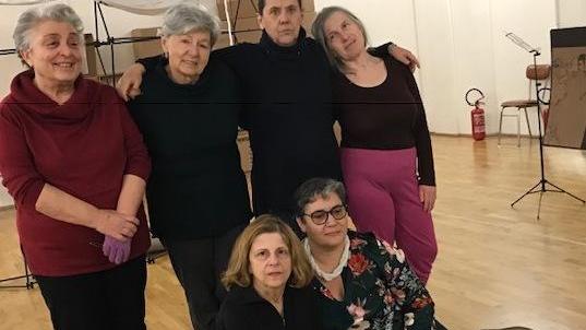 Modena, Foeminae di Arcoscenico presenta “Sotto la stessa pianta”