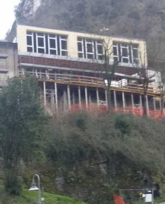 Pochi iscritti a Stazzema scuola a rischio accorpamento 
